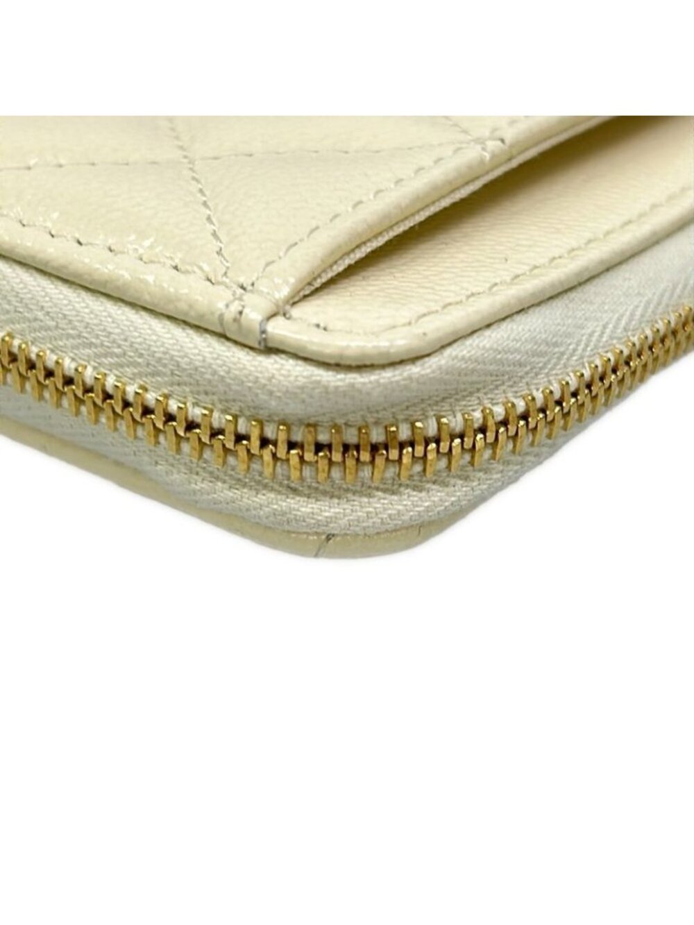 ★SOLD★ Chanel Coin Case Quilted Ivory Fragment L-shaped Zipper CC Logo Gold - Picture 5 of 10